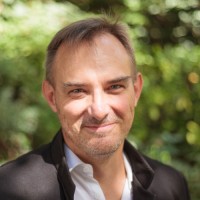Bienvenue David Hockley !